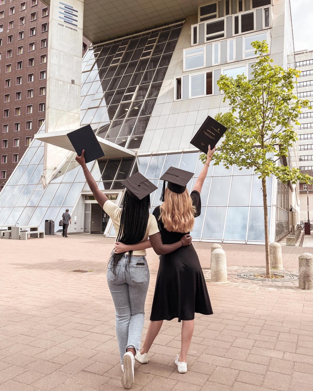 GUESS WHO’S BACK – I&nbsp;GRADUATED