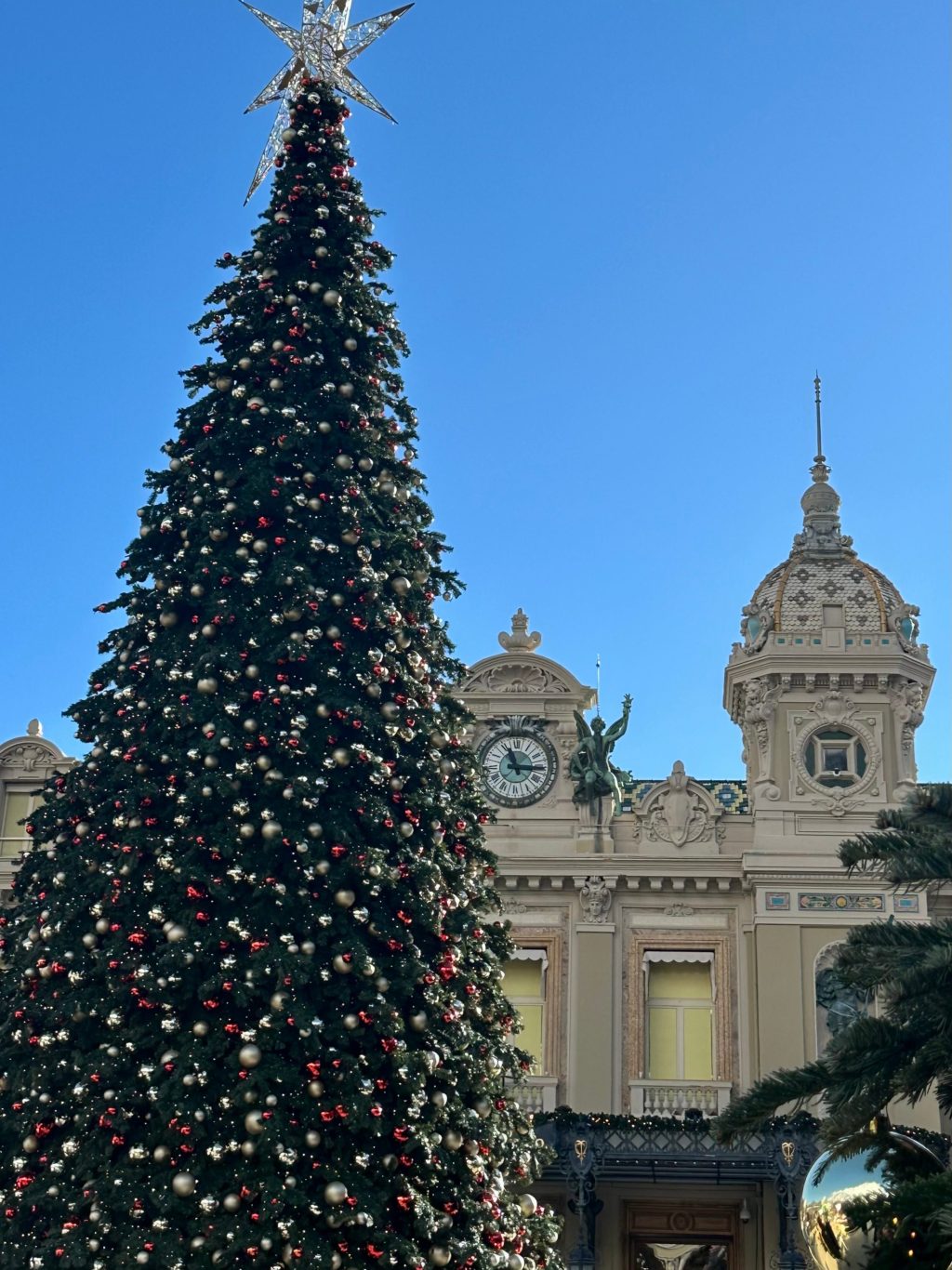 GRADUATION IN MONACO